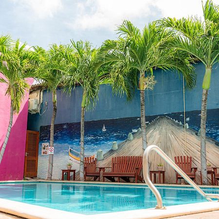 The Ritz Hostel Willemstad Dış mekan fotoğraf