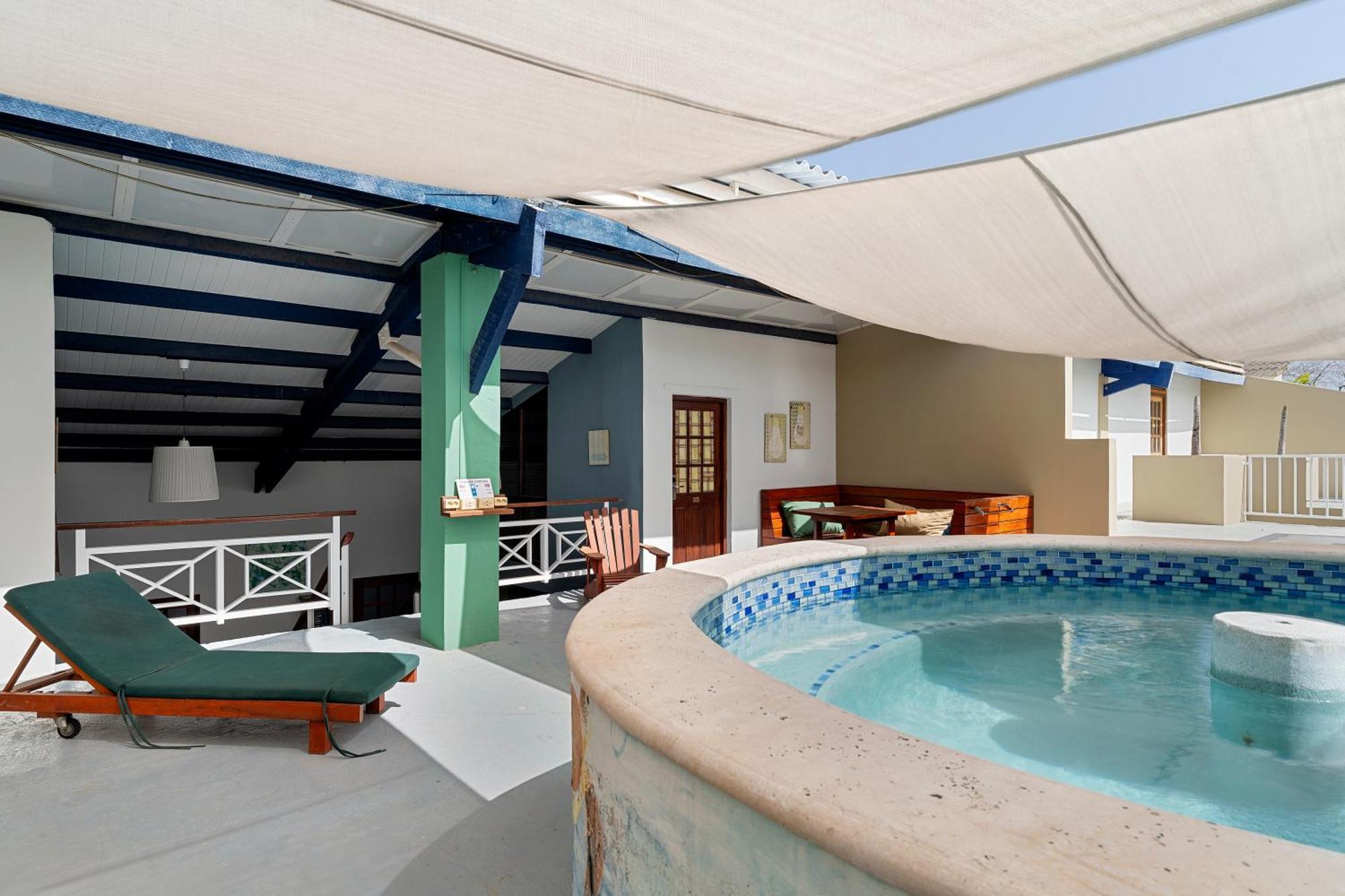 The Ritz Hostel Willemstad Dış mekan fotoğraf