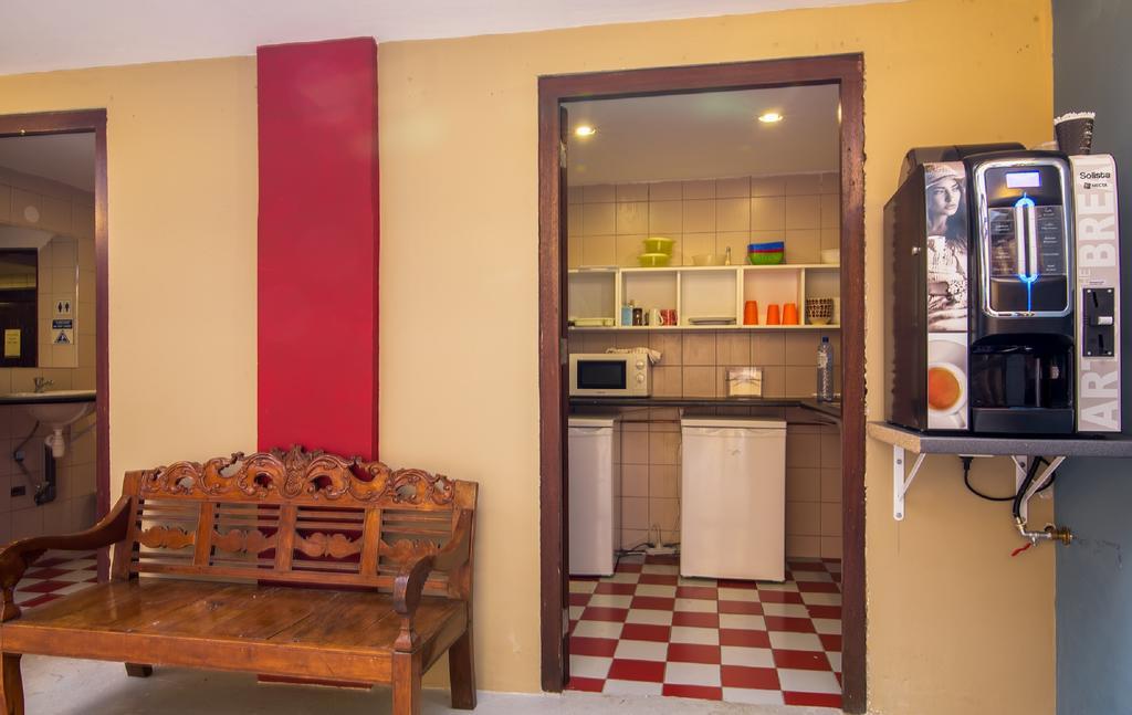 The Ritz Hostel Willemstad Dış mekan fotoğraf