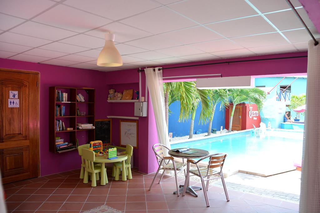The Ritz Hostel Willemstad Dış mekan fotoğraf