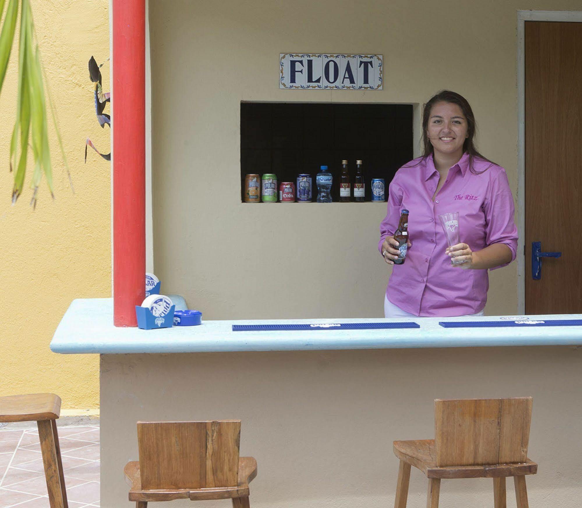 The Ritz Hostel Willemstad Dış mekan fotoğraf