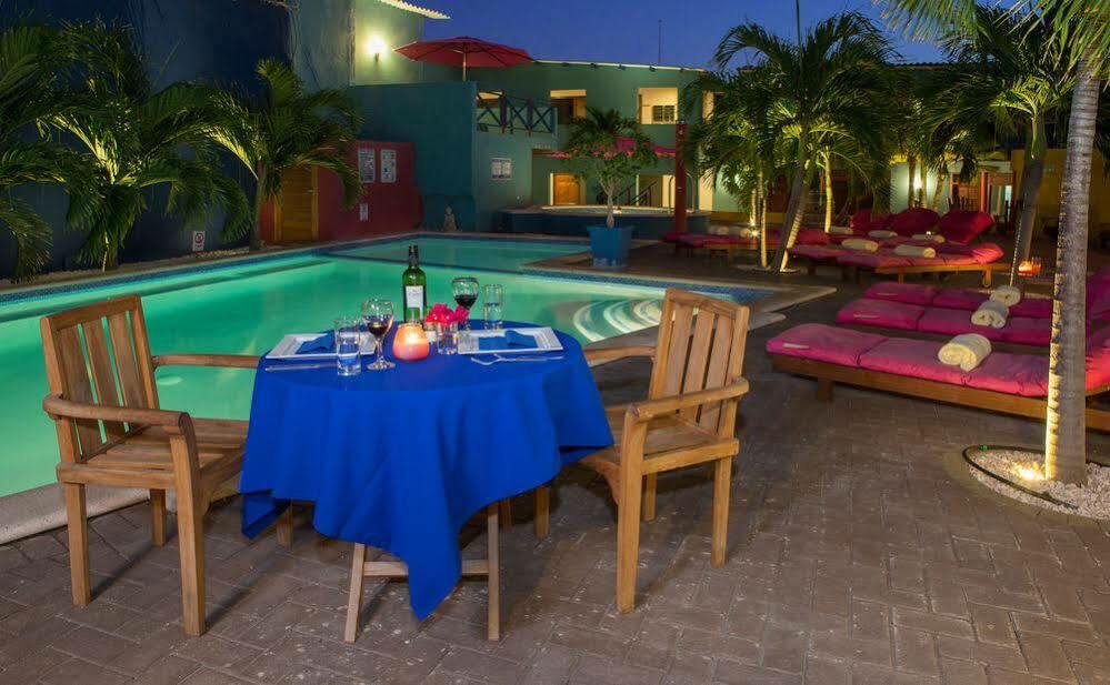 The Ritz Hostel Willemstad Dış mekan fotoğraf